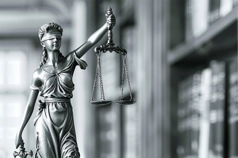 Foto: Statue von Justitia